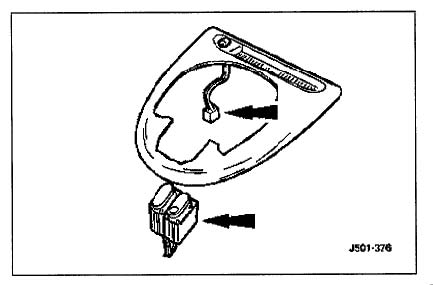 1997-to-2006-jaguar-xk8-climate-controller-removal-instructions-page-3-image-0001.jpg